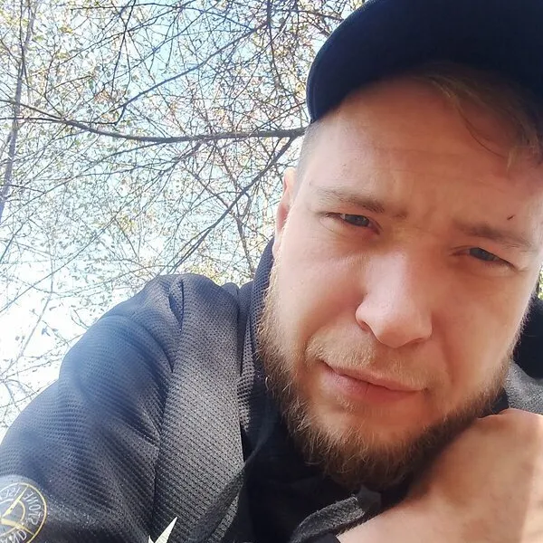 Максим